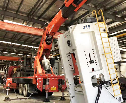 巴东提升工作效率，选择优质折臂吊租赁服务