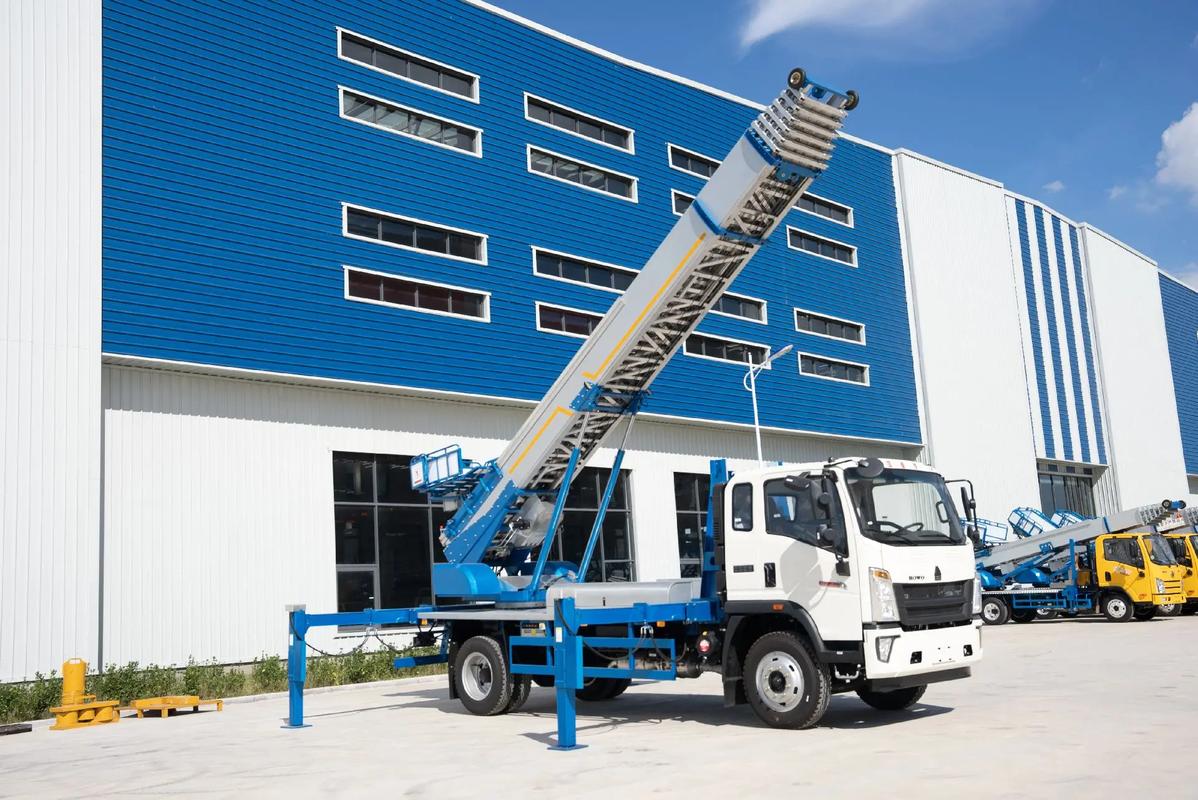 巴东小型云梯车上料车租赁多少钱