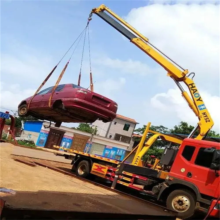 巴东吊车救援小汽车怎么吊