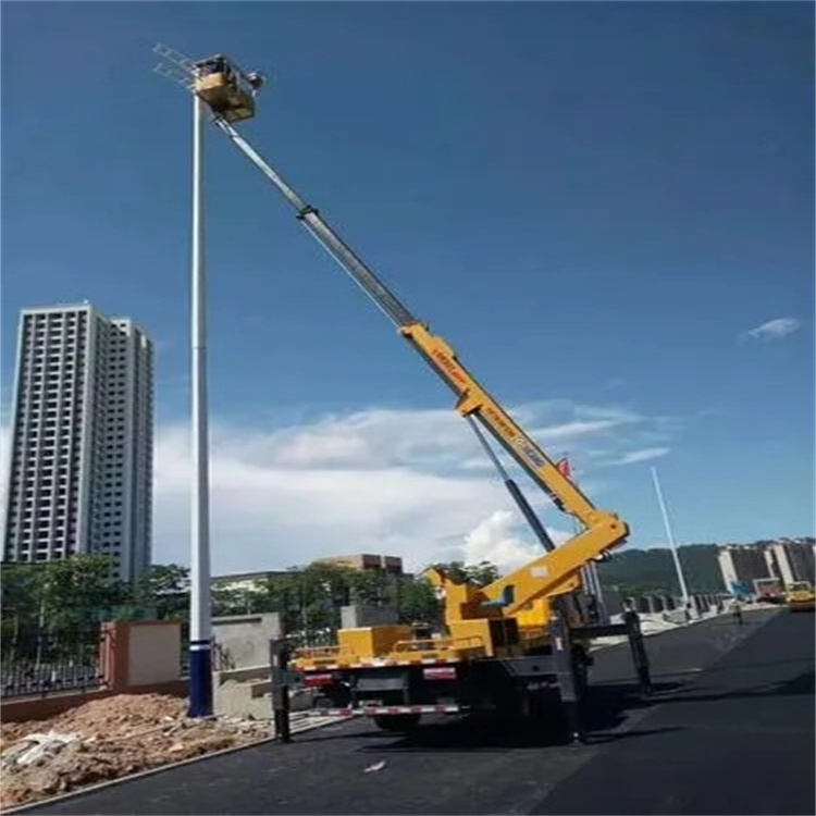 巴东维修路灯的曲臂升降车出租