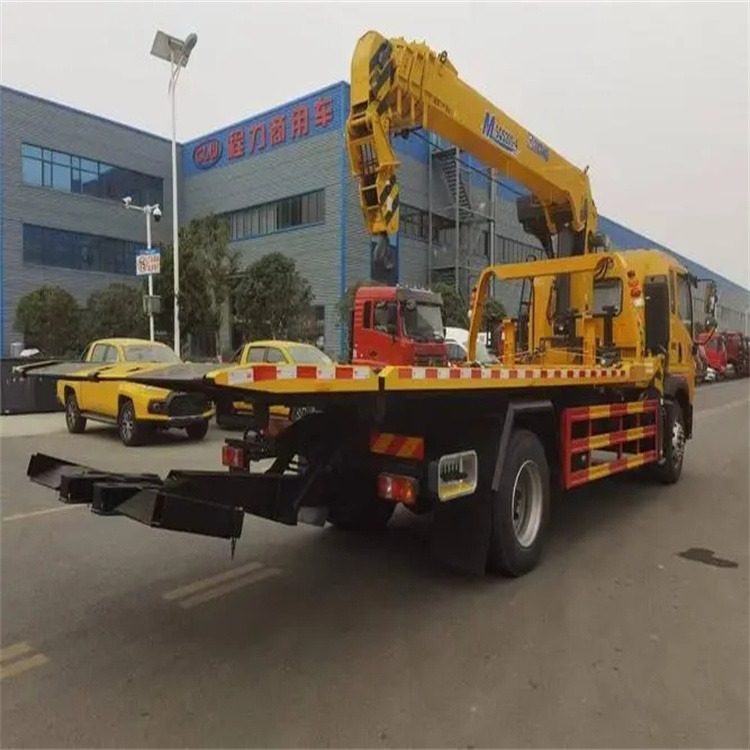 巴东附近小随车吊出租电话，轻松解决搬运烦恼