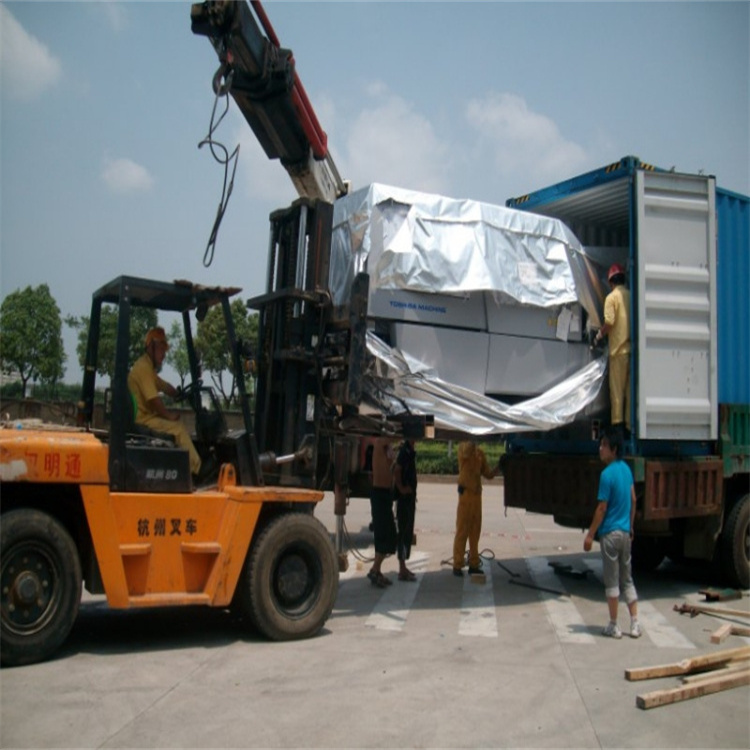 巴东随车吊12吨能吊多重